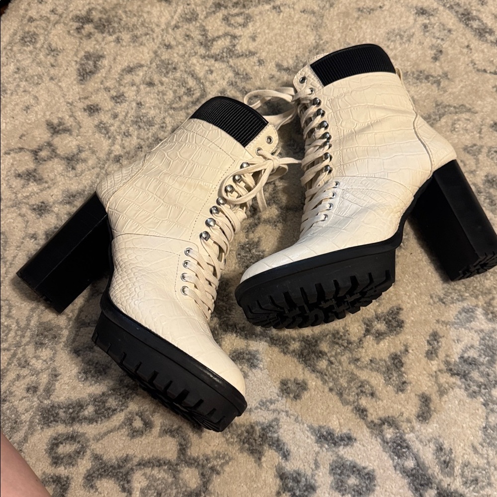Vince Camuto Cream Lace-Up Boots